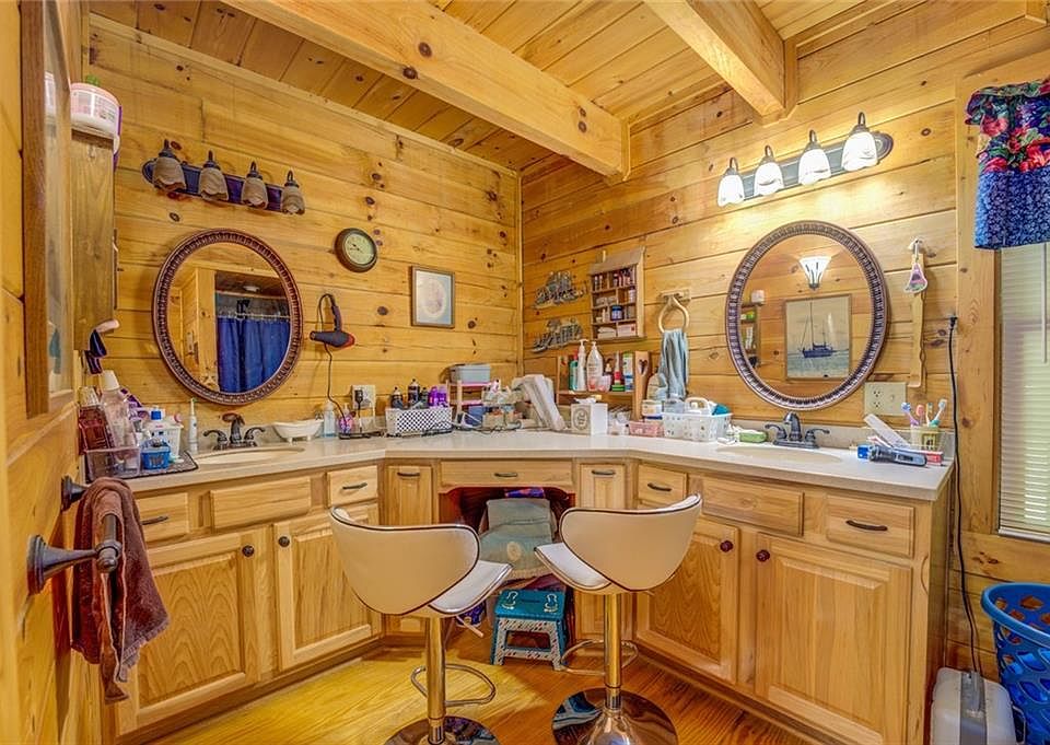 22nd image of this home