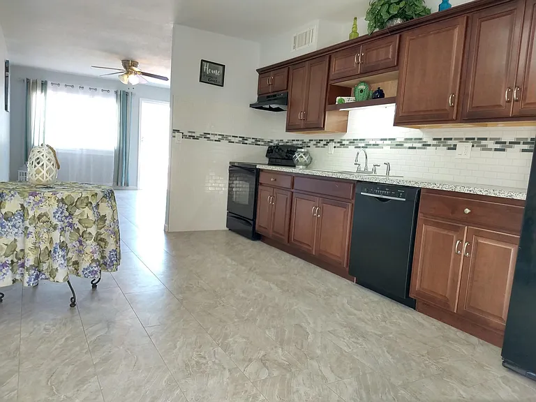 4441 E Big Valley Dr #4 — Photo 10