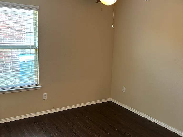 2047 Enchanted Rock Dr — Photo 12
