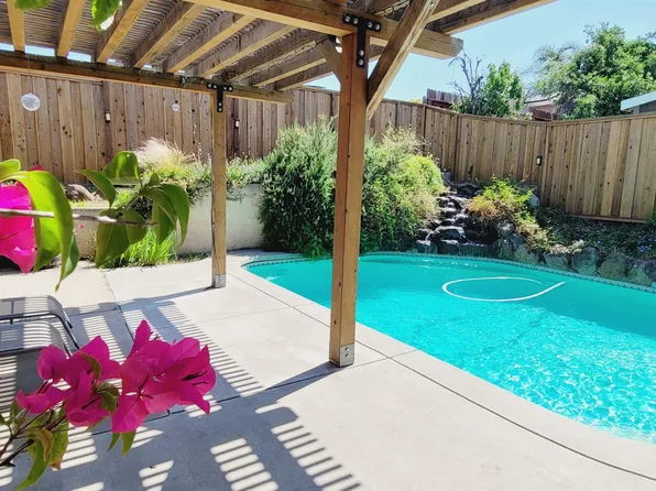 1955 Sauterne Way, Oakley, CA 94561