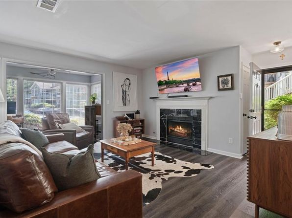 401 Berkeley Woods Dr, Duluth, GA 30096