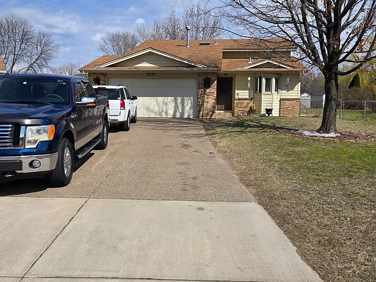 5232 Welcome Ave N — Photo 1