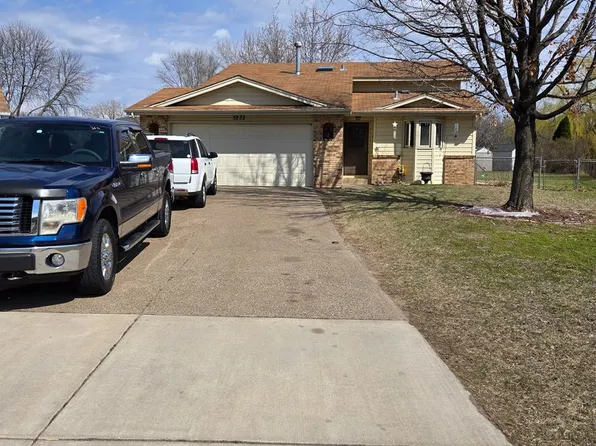 5232 Welcome Ave N, Crystal, MN 55429