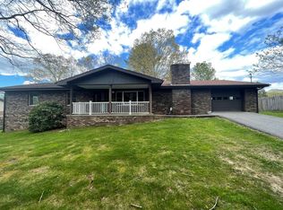 813-4 Lake Rd #H, Daniels, WV 25832