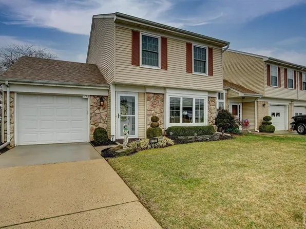 315 Jutland Dr #A, Monroe Township, NJ 08831
