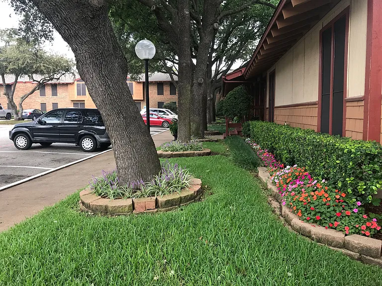 Sun Colony — Photo 15