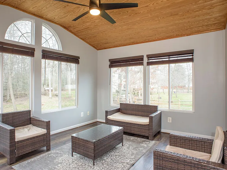 8008 High Oak Rd — Photo 38