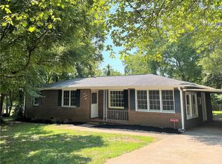 712 Woodvale Rd, Anderson, SC 29624