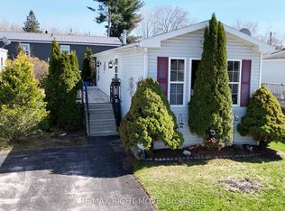 1304 Madison St, Severn, ON L3V 0V1