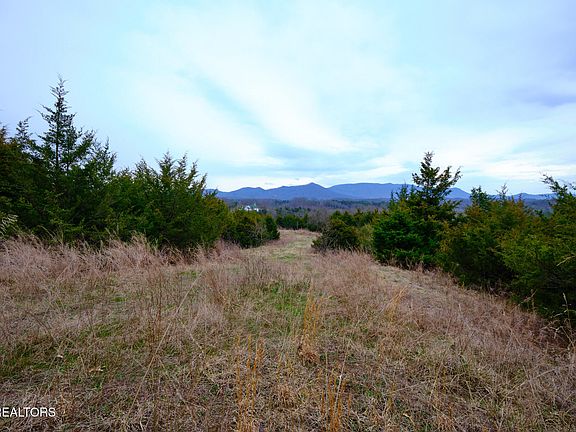 2nd image of 1430 Swannsylvania Rd #3