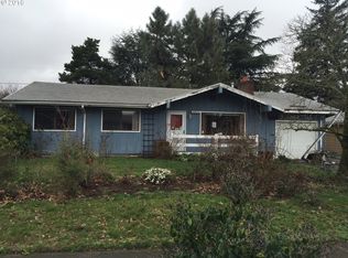 12025 NE Stanton St, Portland, OR 97220