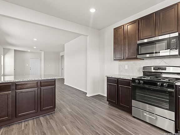 5th image of 2091 Olivia Drive