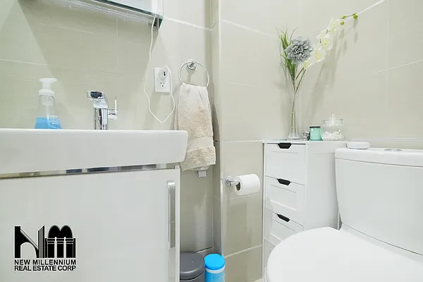 Rented by NMRE | media 20