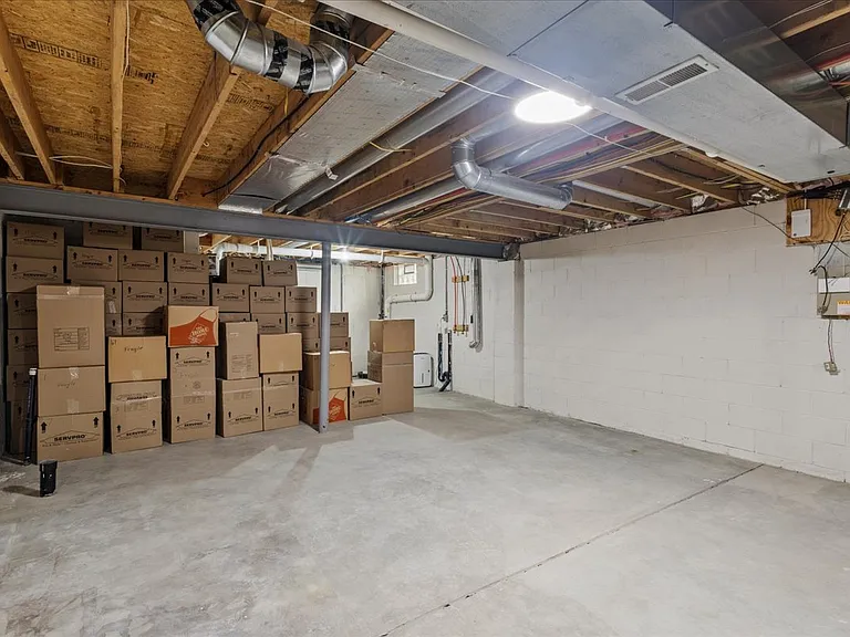 5958 Painted Leaf Dr — Photo 32