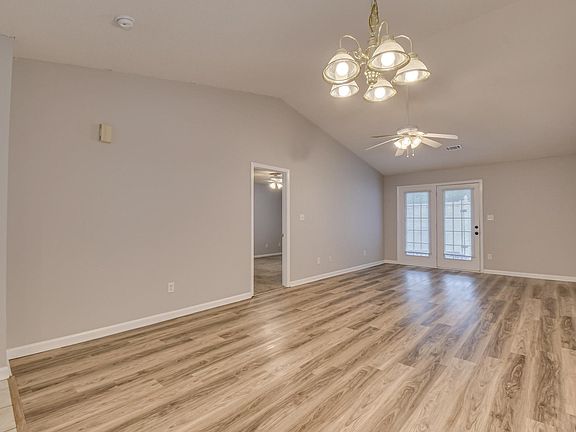 5th image of 210 Evans Lake Dr