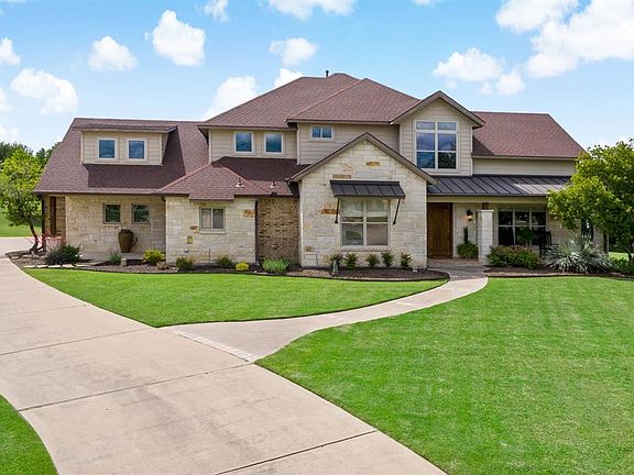 2nd image of 325 Overdale Ct