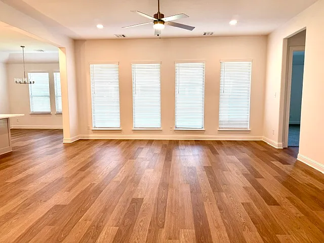 217 Silo Dr — Photo 13