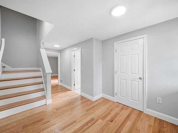 4th image of 70 Katie Way