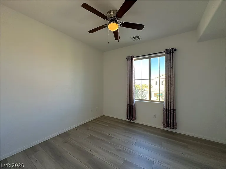 9325 Goldenbush Ct — Photo 28