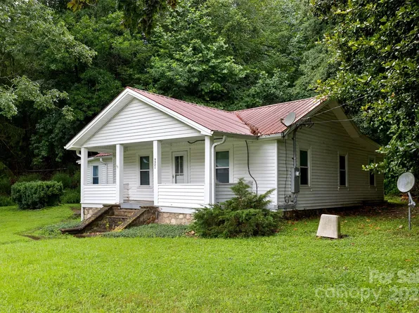 9521 Cruso Rd, Canton, NC 28716