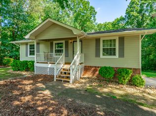 1407 Marrick Dr, Soddy Daisy, TN 37379