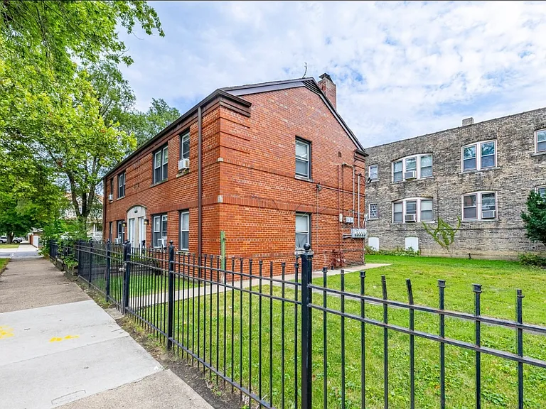 242 N Mayfield Ave #2W — Photo 10
