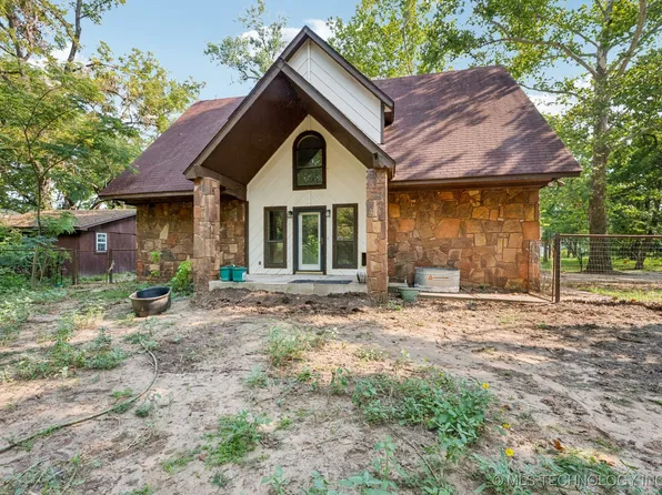 1305 S 196th West Ave, Sand Springs, OK 74063