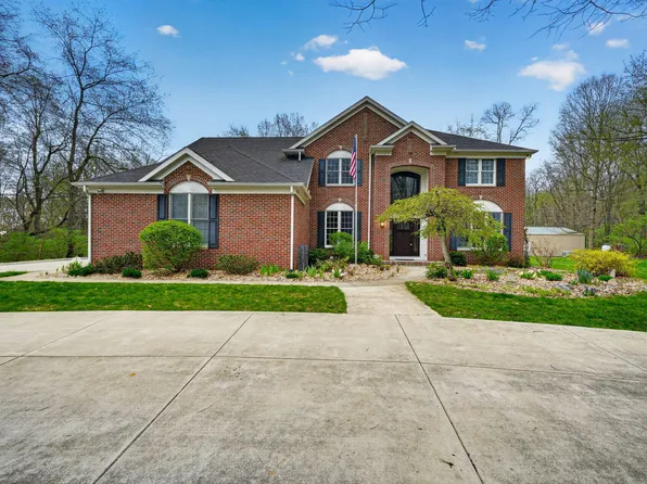 1900 Emerald Forest Ln, Niles, MI 49120