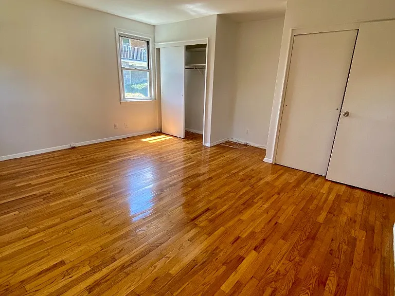 157 White Plains Rd #47C — Photo 12