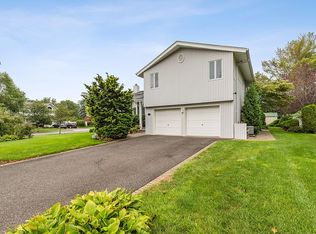 7 Saint Lawerence Pl, Jericho, NY
