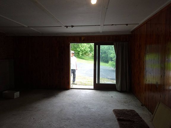 3rd image of 20501 State Highway 45