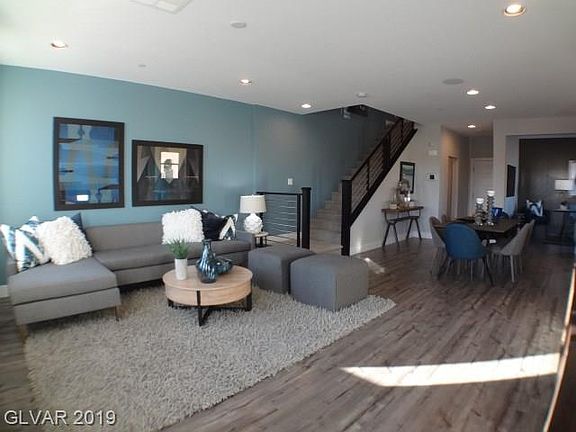 2nd image of 1024 Via Corto St #3