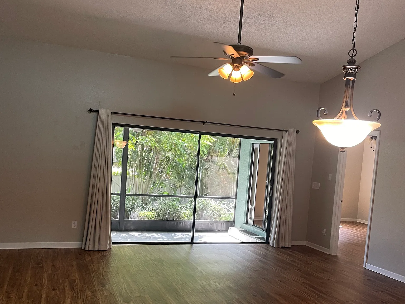 2 bed, 1255 sqft, $3,500 — Photo 4