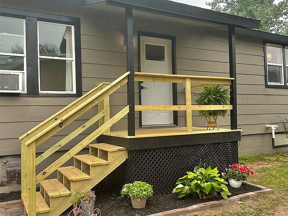 5th image of 10728 Nyman Avenue