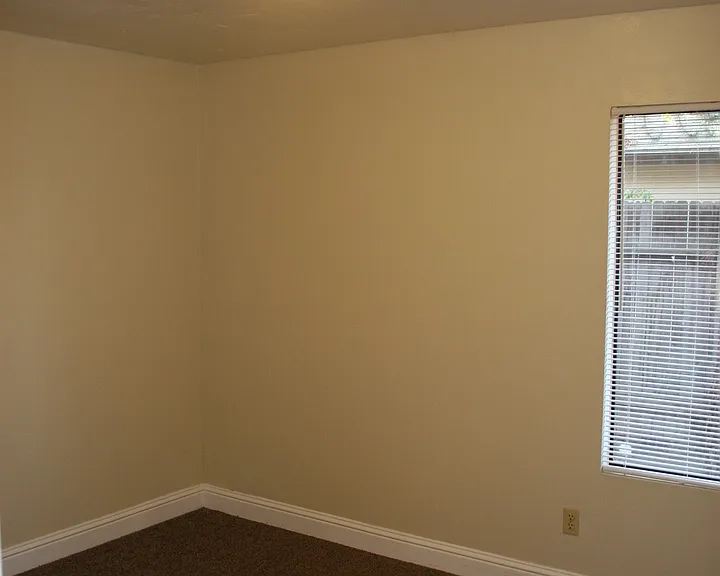 N Laurelglen Blvd 7612 — Photo 10