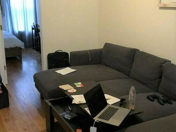3rd image of 872 Lorimer St APT 3R