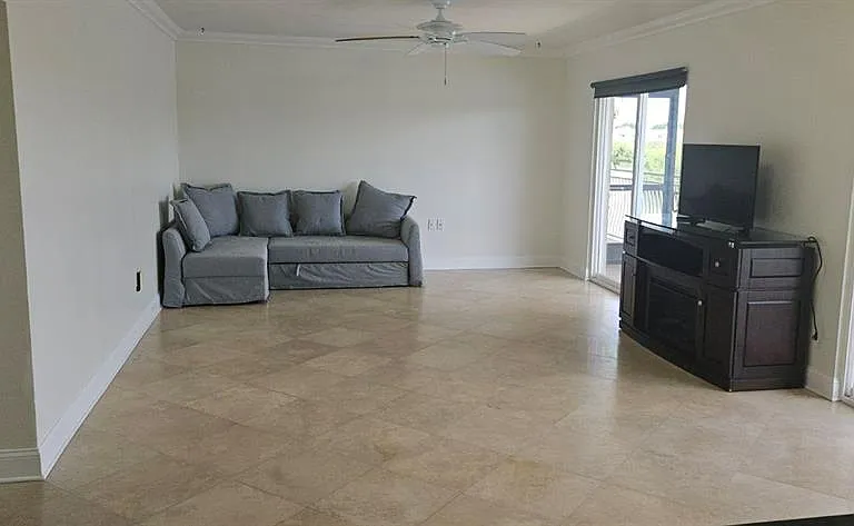 8822 Bay Pointe Dr #203 — Photo 5