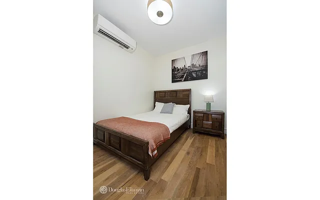 Rented by Douglas Elliman | media 15