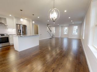 9 Myrtle St #3, Watertown, MA 02472