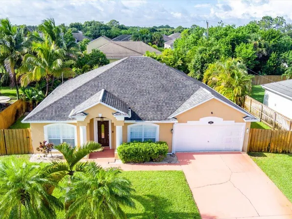 1060 SW Idol Avenue, Port St Lucie, FL 34953