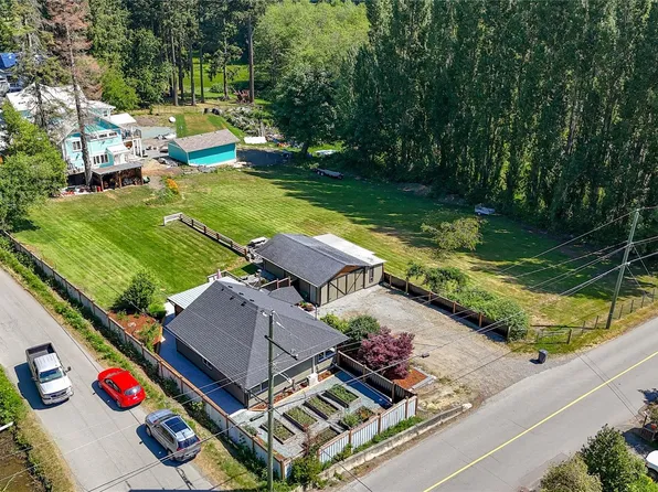 2817 Crozier Rd, North Cowichan, BC V0R 1K5