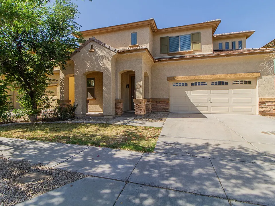3873 E Bridgeport Pkwy
