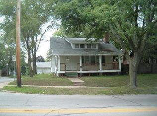 1216 N Rockton Ave, Rockford, IL 61103