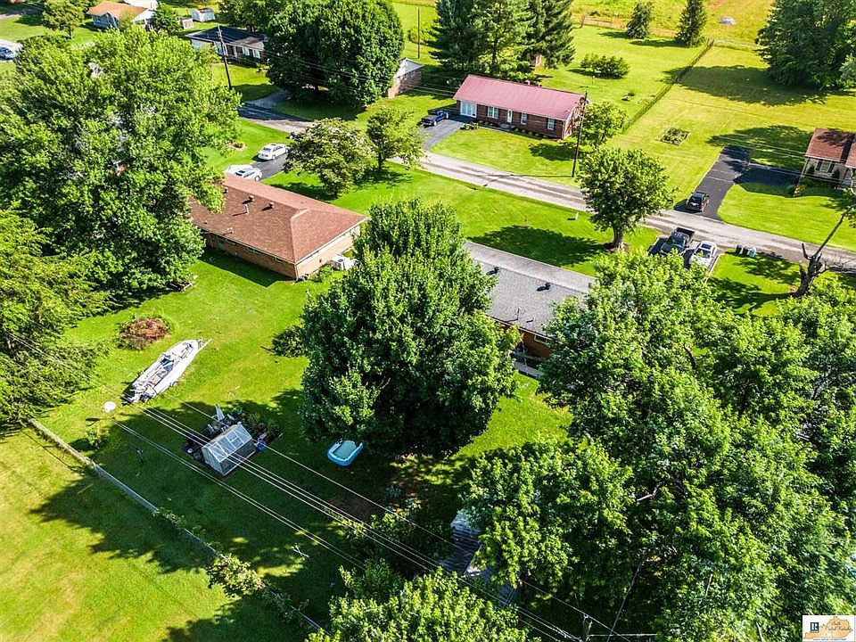 207 Southside Ave Campbellsville, KY Zillow Apartments for Rent in