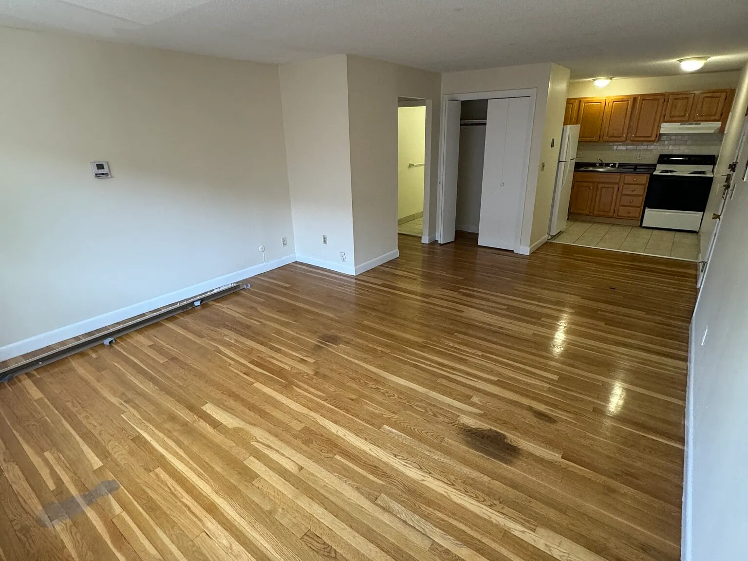 2 bed, $2,800 — Photo 2