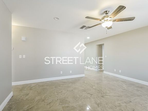 3rd image of 1323 W Hononegh Dr
