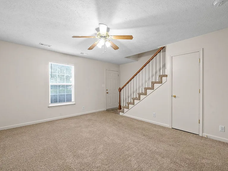Jockey Drive - 3838 — Photo 5
