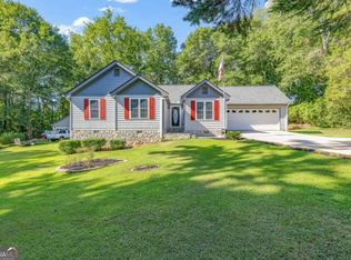 74 Summer Hill Dr, Hoschton, GA 30548