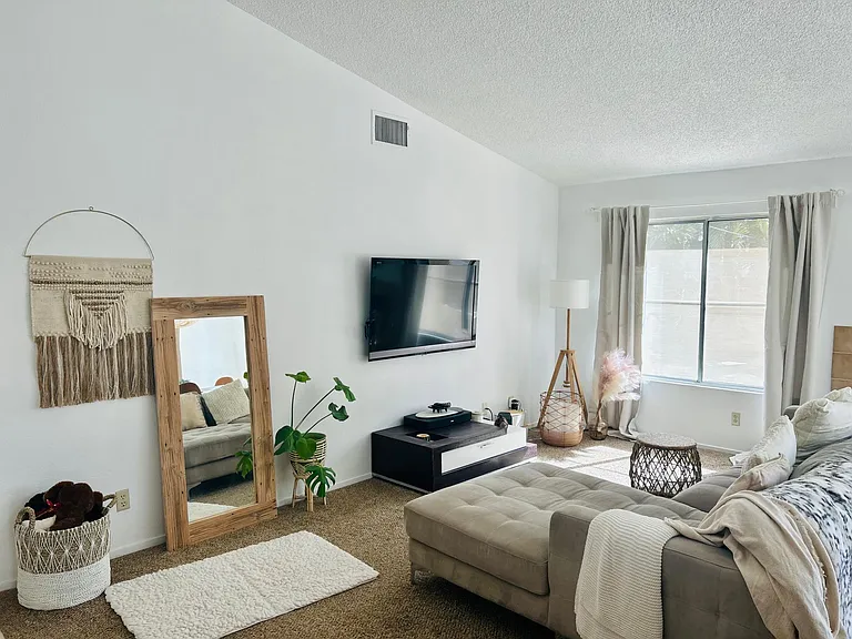 9533 Chianti Ln — Photo 2
