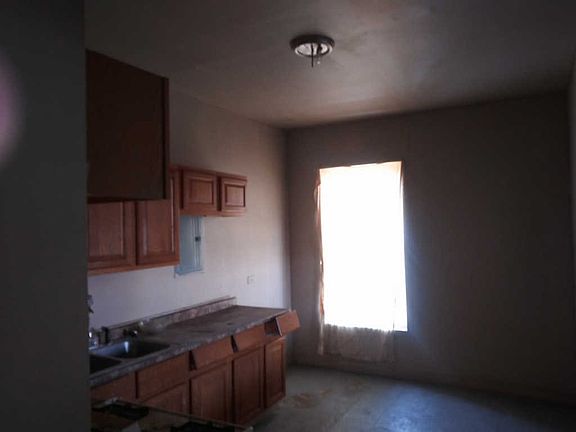 4th image of 4000 W Jackson Blvd